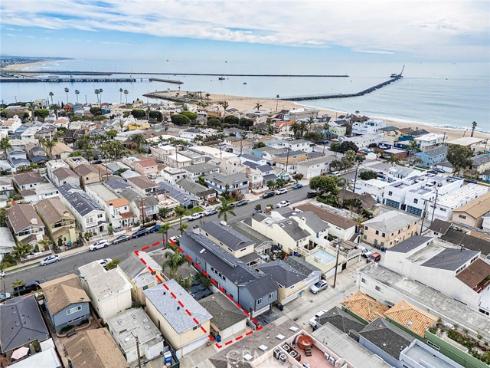 129  14th  , Seal Beach, CA