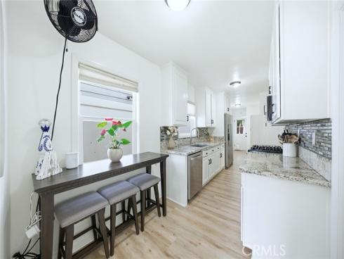 129  14th  , Seal Beach, CA