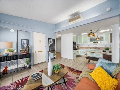 1502  Golden Rain  46J  RoadM-2, Seal Beach, CA