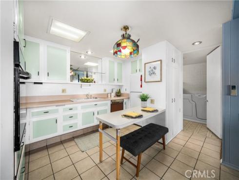 1502  Golden Rain  46J  RoadM-2, Seal Beach, CA