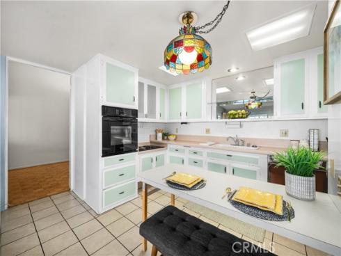 1502  Golden Rain  46J  RoadM-2, Seal Beach, CA