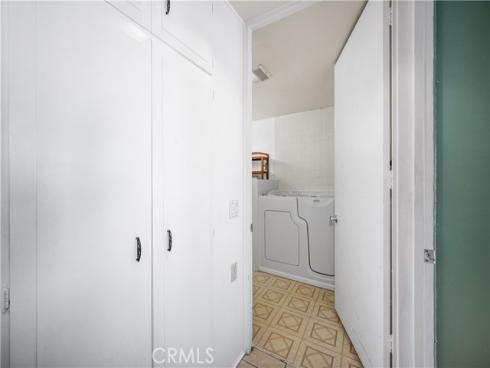 1502  Golden Rain  46J  RoadM-2, Seal Beach, CA