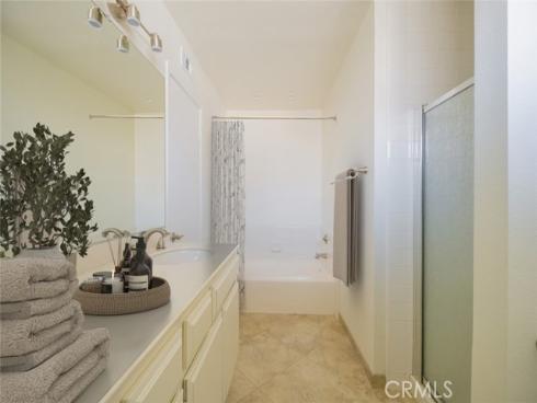 315 Spinnaker Way , Seal Beach, CA