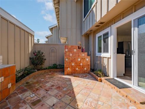 315 Spinnaker Way , Seal Beach, CA