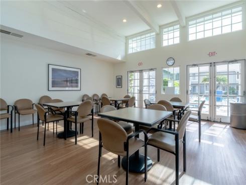 315 Spinnaker Way , Seal Beach, CA