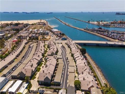 315  Spinnaker Way  , Seal Beach, CA