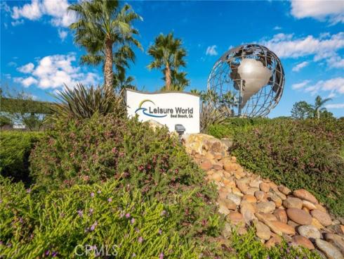 13211  St Andrews  155K  DriveM-7, Seal Beach, CA