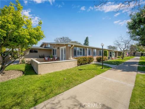 1320  Knollwood  42F  RoadM-4, Seal Beach, CA