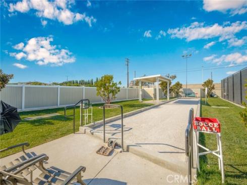 1320  Knollwood  42F  RoadM-4, Seal Beach, CA