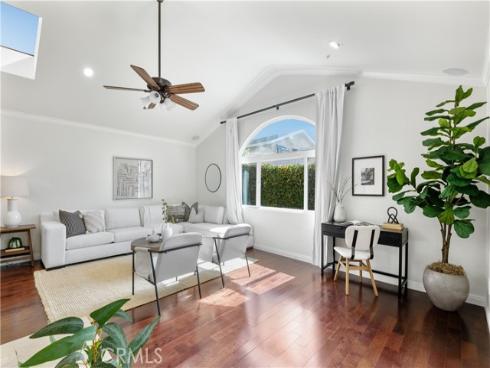 4764  Fir  , Seal Beach, CA