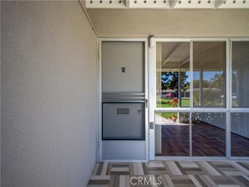 13751  St Andrews  33j  DriveM-1, Seal Beach, CA