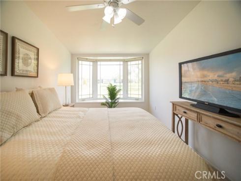 13730  Annandale Dr., M1-31f  , Seal Beach, CA