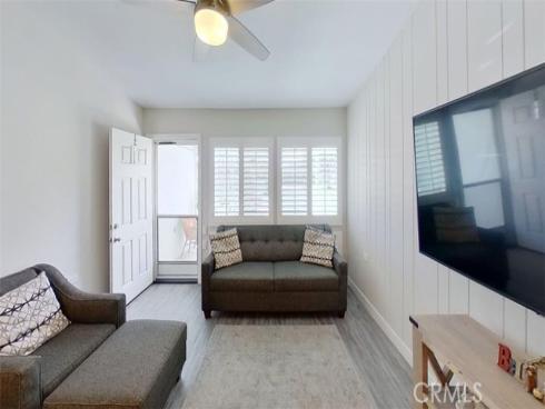 13721  Alderwood Lane  28 E M3 , Seal Beach, CA