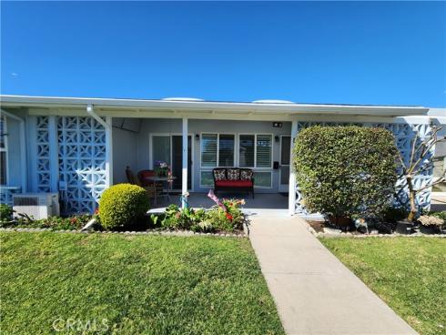 13721  Alderwood Lane  28 E M3 , Seal Beach, CA