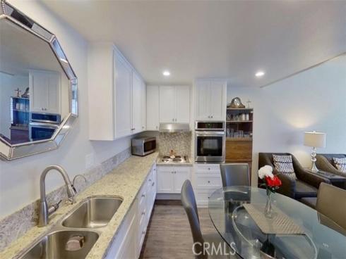 13721  Alderwood Lane  28 E M3 , Seal Beach, CA