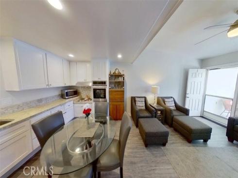 13721  Alderwood Lane  28 E M3 , Seal Beach, CA