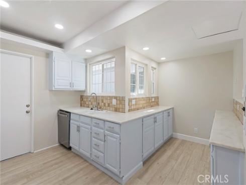 915  Coastline  , Seal Beach, CA