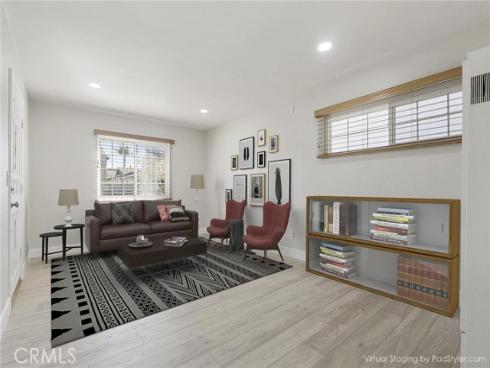 915  Coastline  , Seal Beach, CA