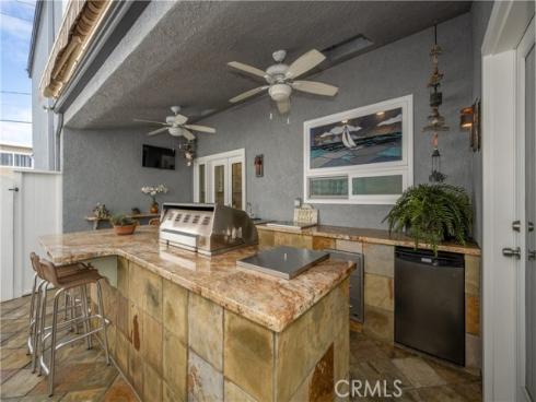 1713  Electric Avenue  , Seal Beach, CA