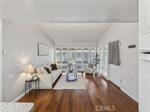 1200  Canoe Brook  19D  Drive, Seal Beach, CA