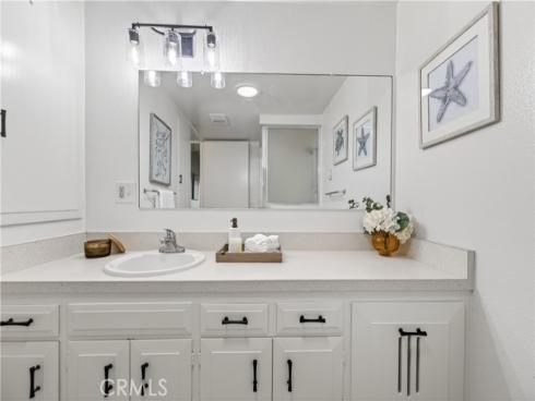 1200  Canoe Brook  19D  Drive, Seal Beach, CA