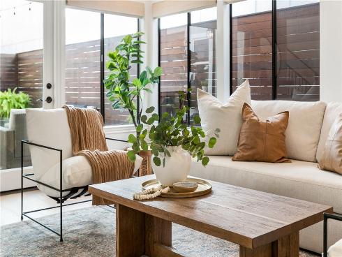 311  16th  , Seal Beach, CA