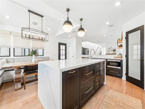 311  16th  , Seal Beach, CA