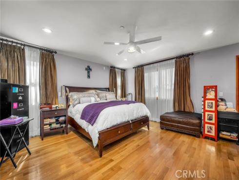 236  8th St  , Seal Beach, CA