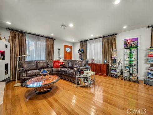 236  8th St  , Seal Beach, CA