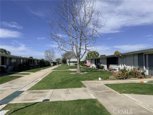 1661  Monterey  16-D , Seal Beach, CA