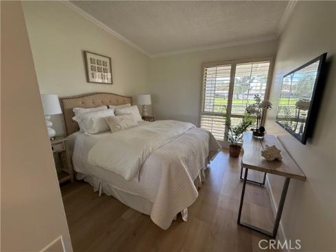 13881  Thunderbird M1-64d  , Seal Beach, CA