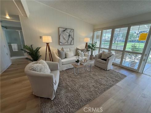 13881  Thunderbird M1-64d  , Seal Beach, CA