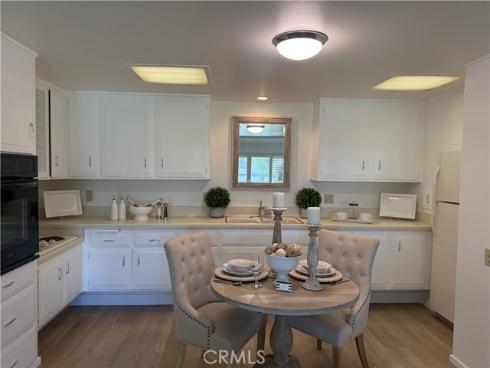 13881  Thunderbird M1-64d  , Seal Beach, CA