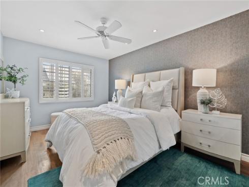 328  Regatta Way  , Seal Beach, CA