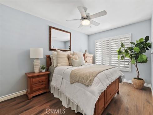 328  Regatta Way  , Seal Beach, CA