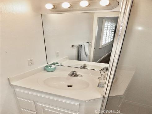 1560  Homewood  114-L  Road, Seal Beach, CA