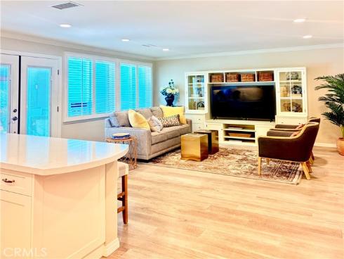 13360  Del Monte  M15-2C  Drive, Seal Beach, CA