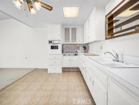13660  Annandale  21J M1  Drive, Seal Beach, CA