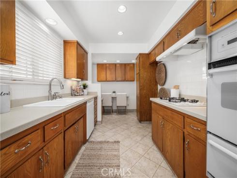 1135  Catalina Ave.  , Seal Beach, CA