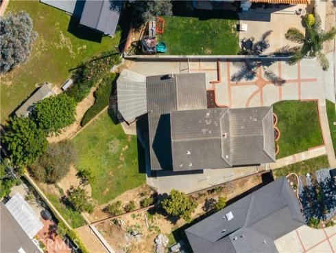 1135  Catalina Ave.  , Seal Beach, CA