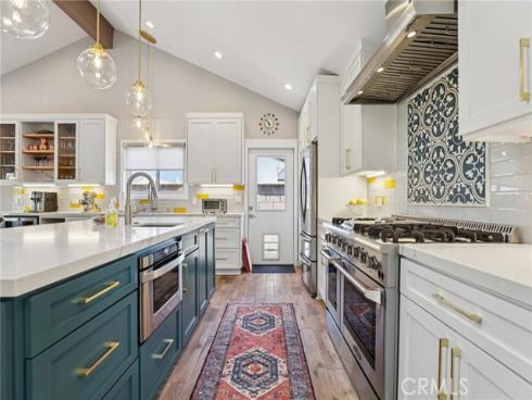 173  College Park  , Seal Beach, CA