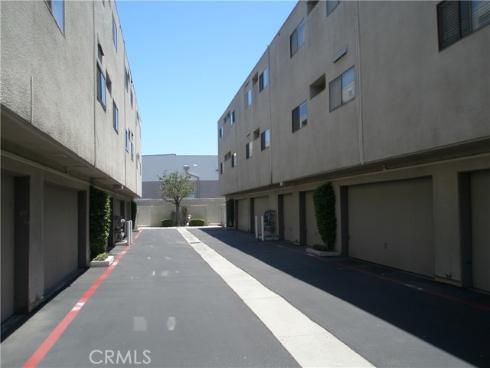 12592  Montecito  9  Road, Seal Beach, CA