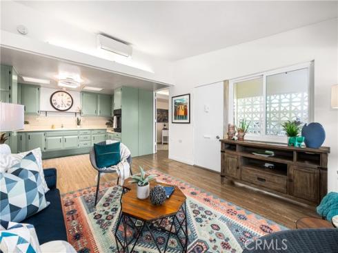 1680  Monterey  10G  RoadM-2, Seal Beach, CA