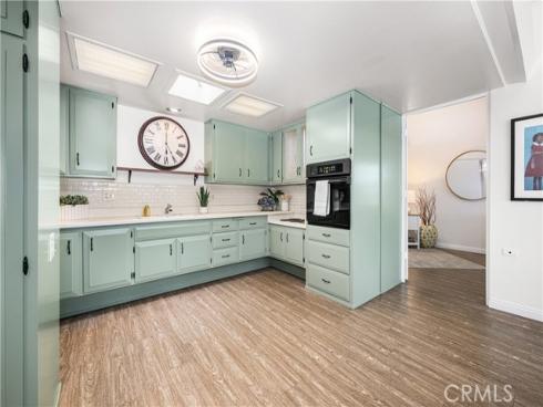 1680  Monterey  10G  RoadM-2, Seal Beach, CA