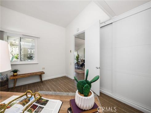 1680  Monterey  10G  RoadM-2, Seal Beach, CA