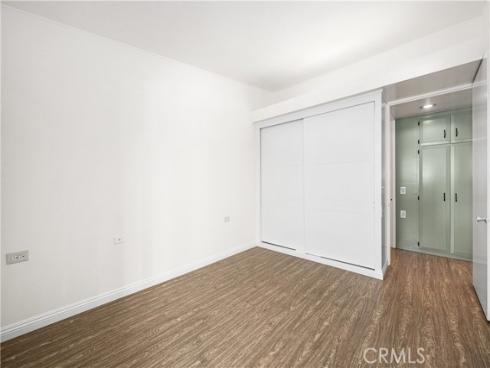 1680  Monterey  10G  RoadM-2, Seal Beach, CA