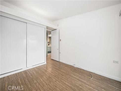 1680  Monterey  10G  RoadM-2, Seal Beach, CA