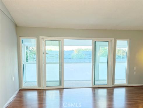 1860  Mckinney  M15-21N  Way, Seal Beach, CA