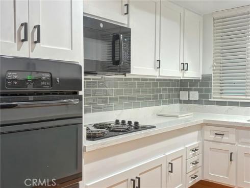 1860  Mckinney  M15-21N  Way, Seal Beach, CA