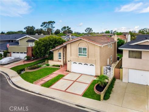 3601  Bluebell St  , Seal Beach, CA